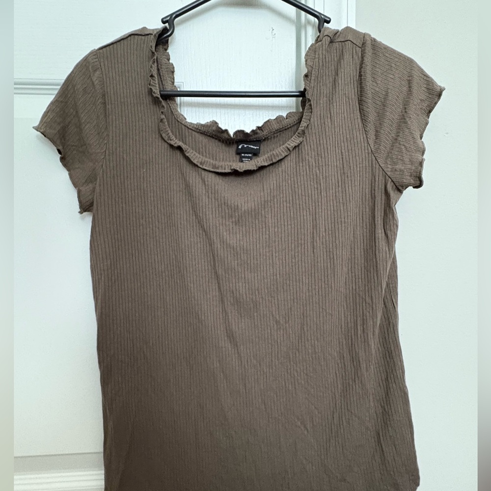 Art class olive green short sleeve shirt